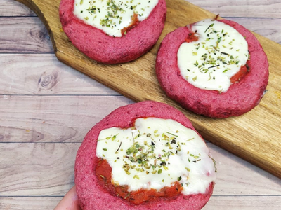 Pizzetas con masa de remolacha sin TACC: increíblemente deliciosas y nutritivas para resolver la cena
