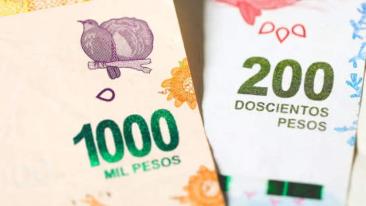El aguinaldo se cobra dos veces en el año. Fuente: (X)