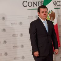 Humberto Castillejos Cervantes, <em>il consigliere</em> de Los Pinos