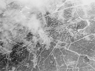 80 años después del bombardeo estadunidense sobre Tokio, los sobrevivientes quieren compensación