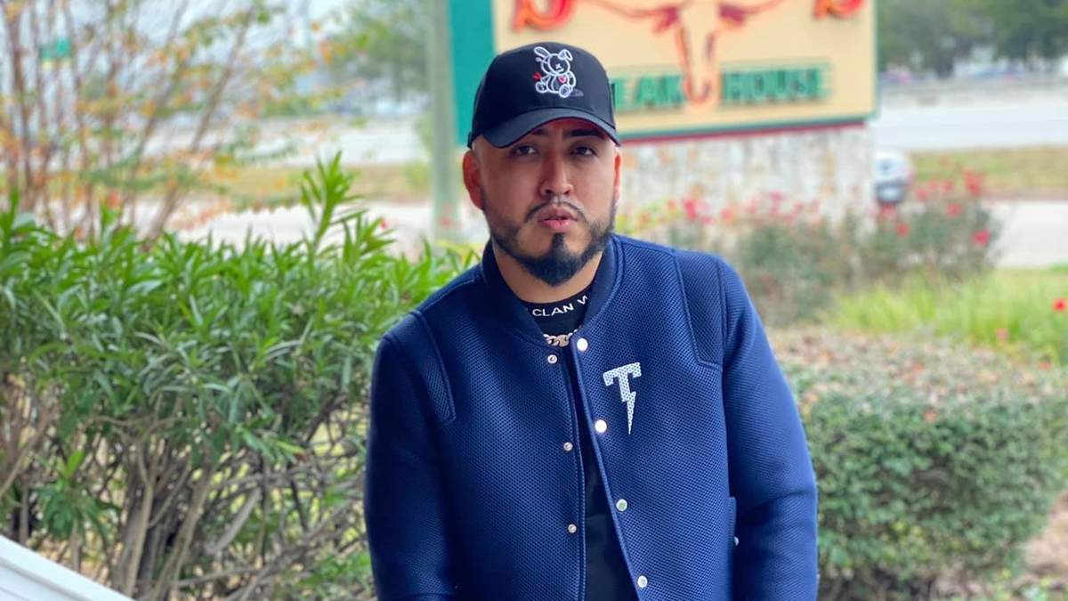 El influencer Adrián Estrada
