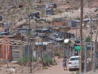 Reubicarán a más de 400 familias de la toma de Casimiro Gómez al lote 34