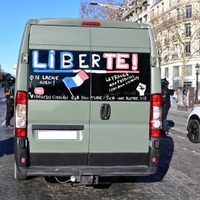 El “Convoy de la libertad” entró a París: el movimiento antivacunas de Canadá contagia al mundo