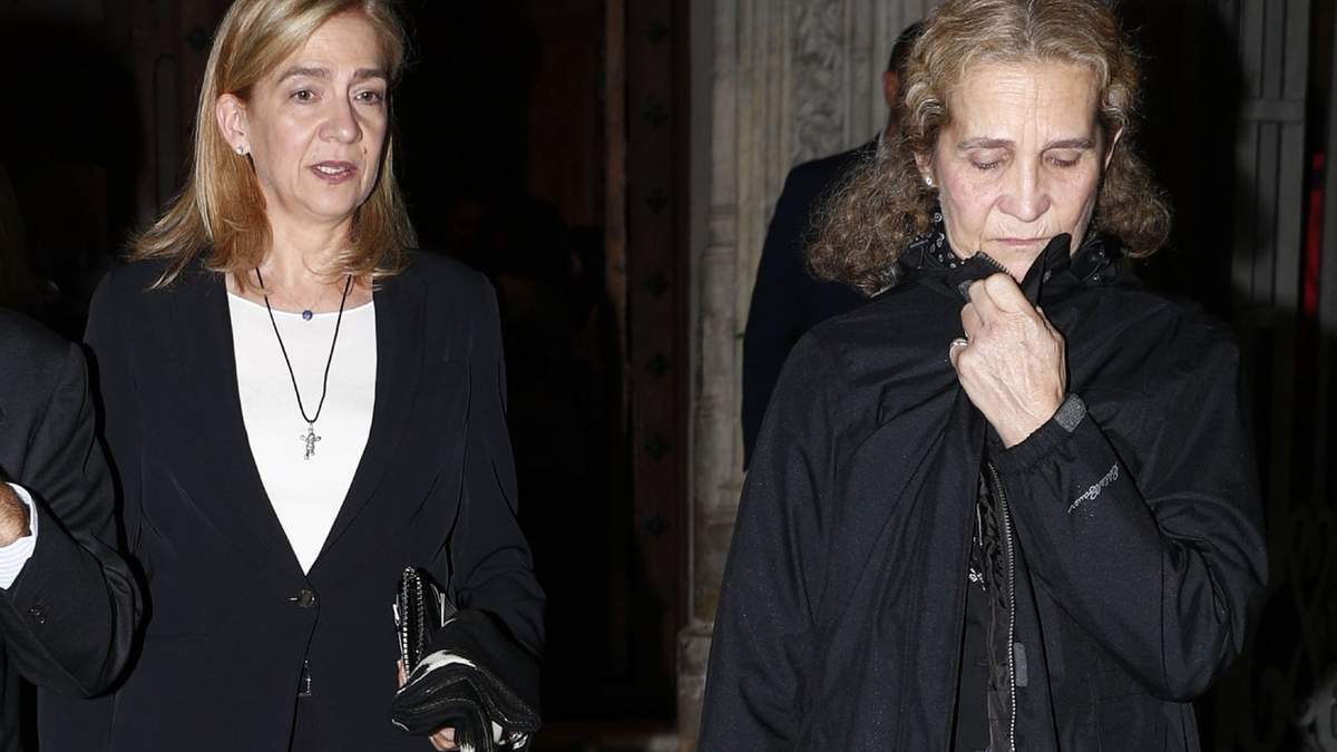 Las Infantas Cristina y Elena han sufrido en sus vidas. Fuente: (Instagram)