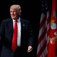 Trump dará a conocer su estado de salud; 'Espero que Hillary se recupere pronto”, dice