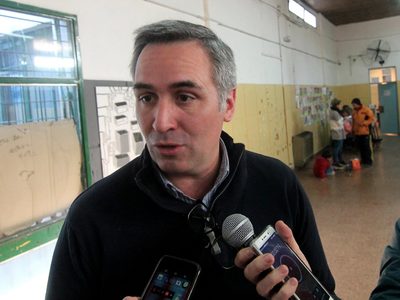 Volcán Lanín: Francisco Sánchez pidió un informe al Congreso