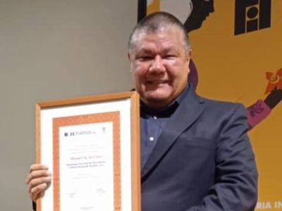 La FIL concede reconocimiento por Periodismo Cultural a Miguel de la Cruz Juárez