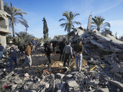 Un bebé murió congelado en Gaza mientras Israel y Hamás se acusan de retrasos por alto al fuego