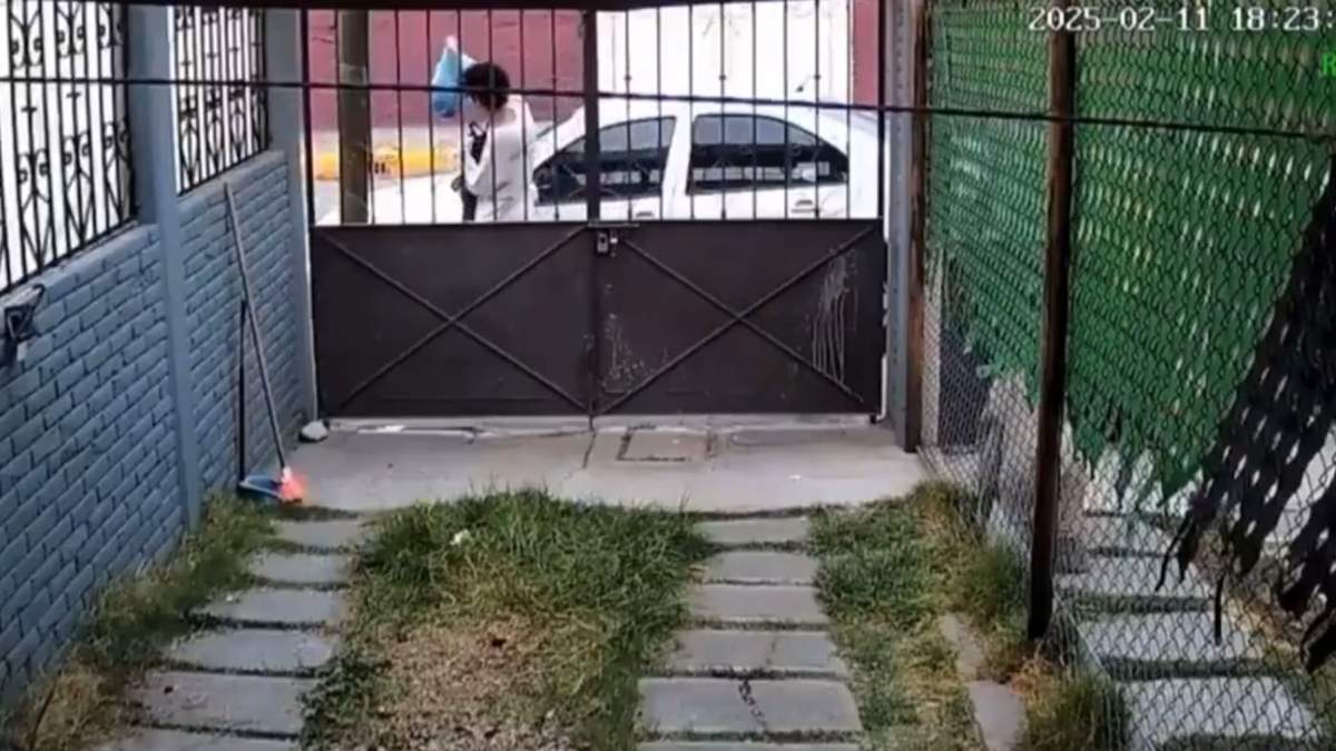 El momento en que el bebé fue abandonado