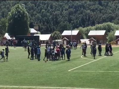Un partido de fútbol que terminó mal: batalla campal tras un encuentro en San Martín de los Andes