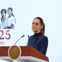 Sheinbaum descarta entrar en debate con Petro por muerte de colombianos en México
