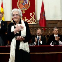 No hay poeta que no sea arrogante; no es mi caso: Ida Vitale al recibir el Cervantes