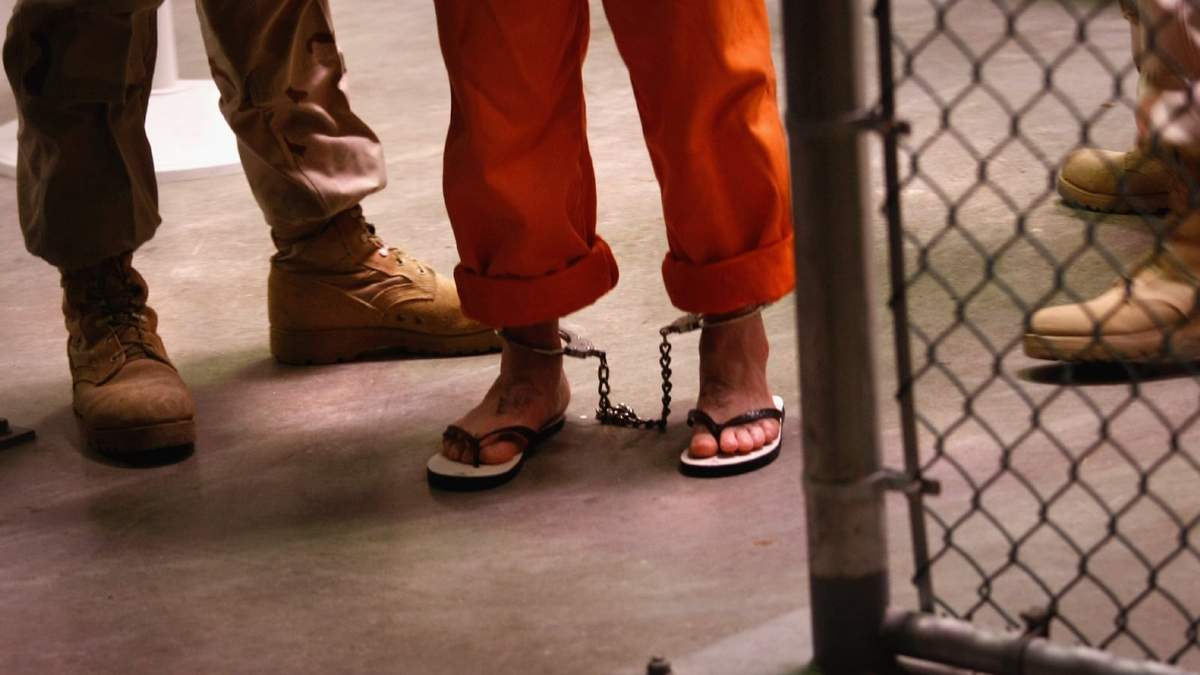 Los 40 prisioneros que están recluidos en la prisión de Guantánamo, en su mayoría, son musulmanes. Fuente: (Twitter)