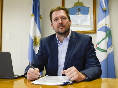 El ministro de Producción de Neuquén le respondió a Pablo Cervi