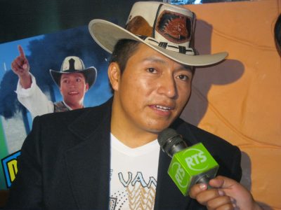 El cantante de Ecuador “Delfín hasta el fin” deberá ir a la cárcel acusado de corrupción