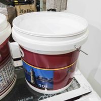 No tires los baldes de plástico vacíos: creá este genial proyecto para mantener tu baño siempre ordenado