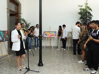 Inauguran exposiciones de diseño y fotografía previo al inicio del FIC