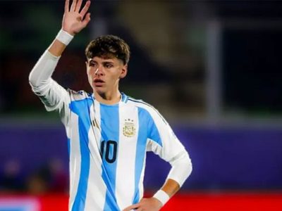 Vélez le reclama 3 millones de dólares a Botafogo de Brasil por Álvaro Montoro