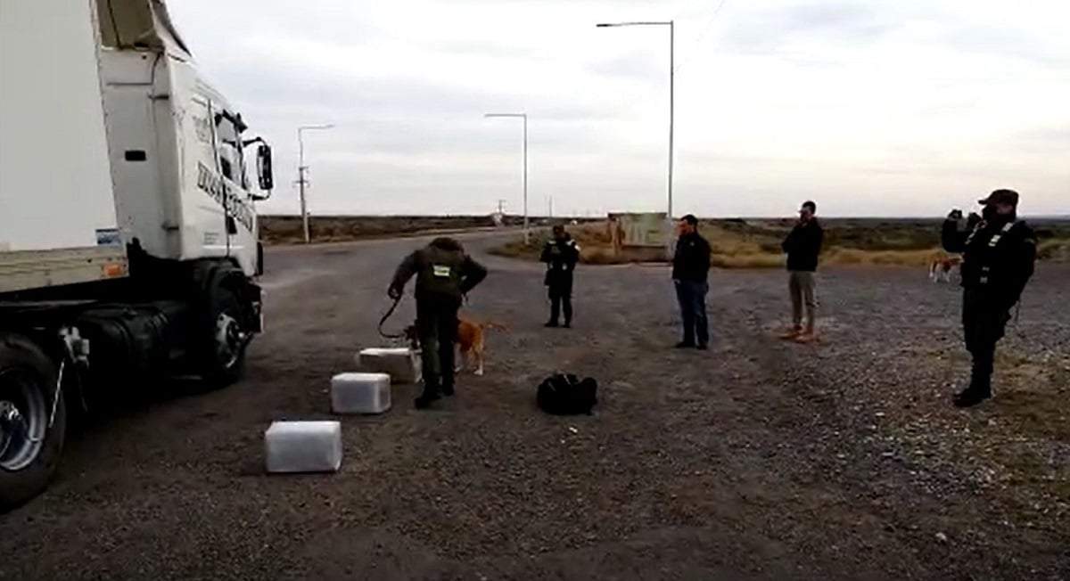 Personal de Gendarmería encontró la droga camuflada en encomiendas. Fuente: (Gendarmería).