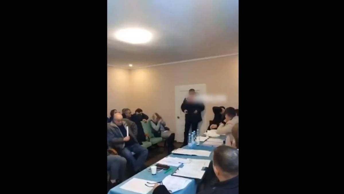 Serhii Batryn detonó granadas mientras se llevaba a cabo el consejo en el municipio de Zakarpatia