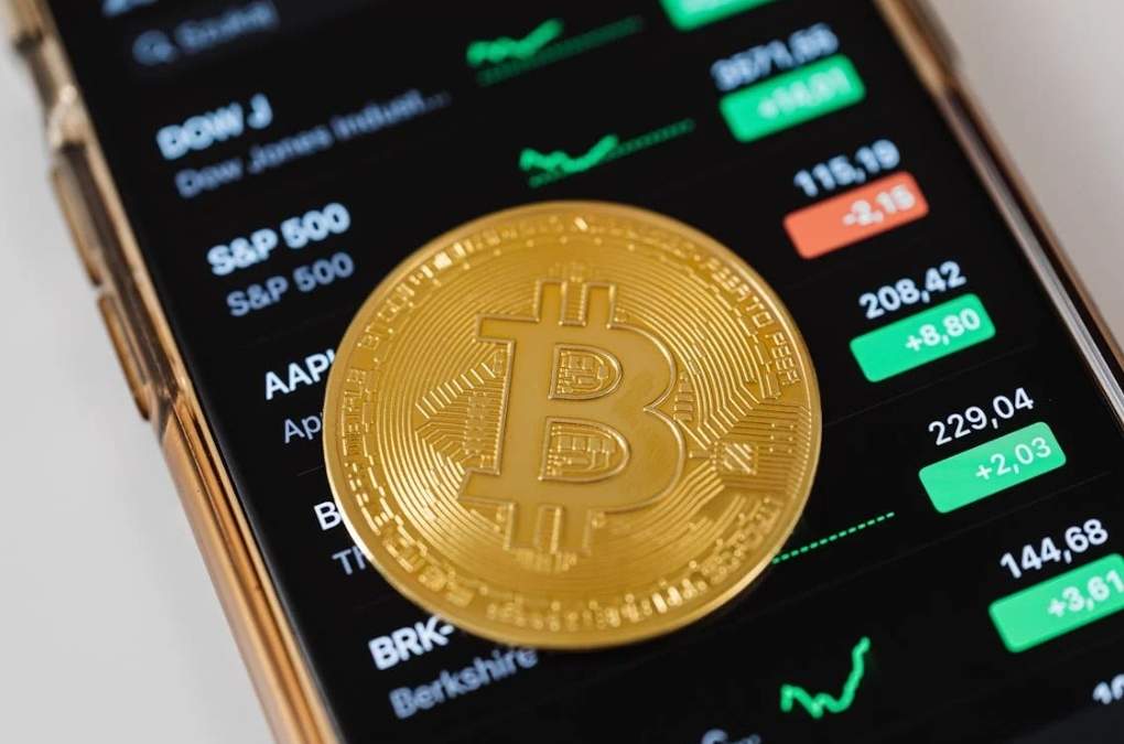 Los pequeños tenedores de Bitcoin están impulsando el precio al alza