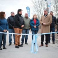 Figueroa y Gaido inauguraron juntos una obra de pavimento en la ciudad de Neuquén