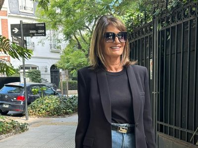 Classy core: Teresa Calandra apuesta por el corte impecable de la sastrería con combinaciones de lujo