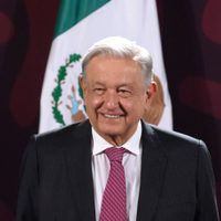 AMLO advierte sobre los extremistas de derecha e izquierda en Europa