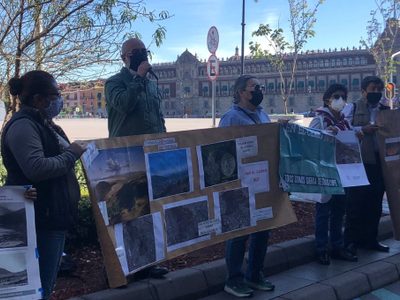 Vecinos de la GAM se manifiestan contra estación del Mexicable en área natural