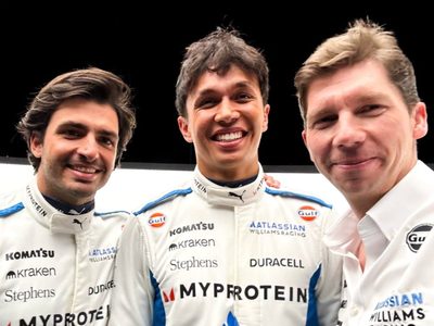“Es diferente a todos”: desde Williams alucinan con los primeros días de Carlos Sainz