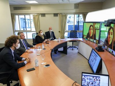 Desde Olivos, Alberto Fernández encabezó una reunión con jóvenes industriales