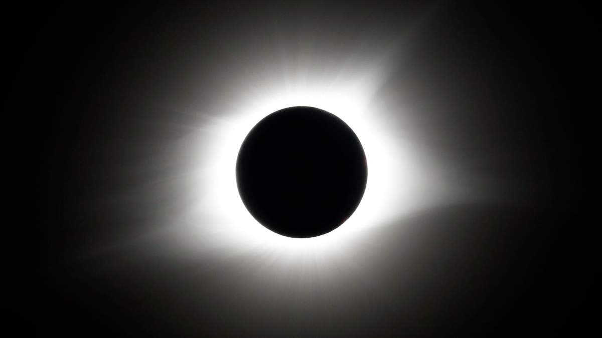 Un eclipse total de Sol