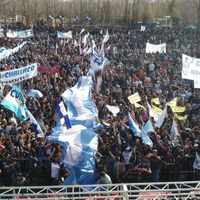 Figueroa participó de asamblea de petroleros en Rincón de los Sauces y recibió respaldo de Rucci
