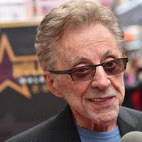 Frankie Valli cancela el resto de su gira de despedida por problemas de salud