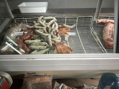 Intentaban vender 260 kilos de carne en mal estado