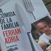 El chef Ferran Adrià enseña platos tradicionales y sencillos por Twitter