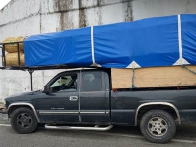 La GN y el Inami aseguran a 12 migrantes transportados en una camioneta en Veracruz