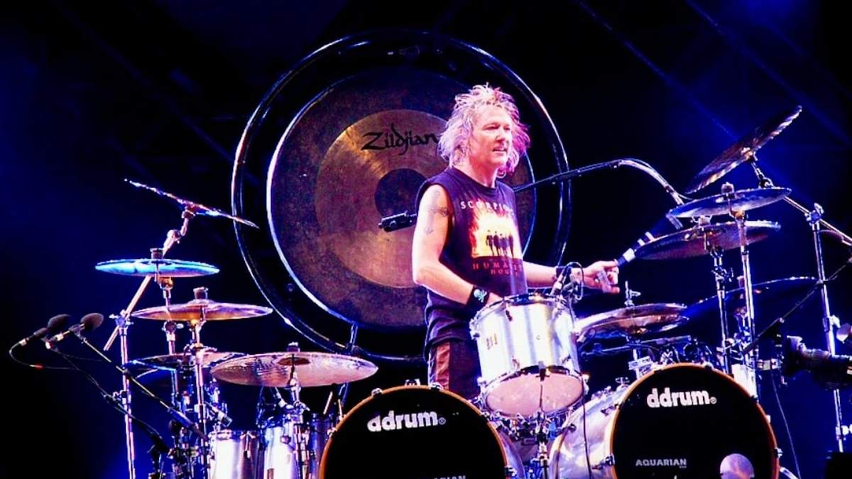 James Kottak, exbaterista de la banda alemana Scorpions