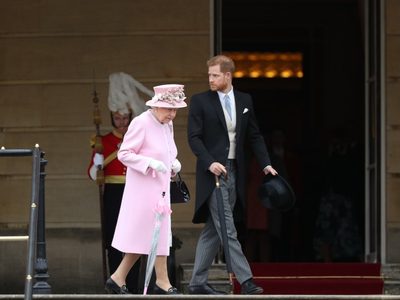 La Reina Isabel II hace todo por estar cerca de él: una propuesta inusual para el príncipe Harry