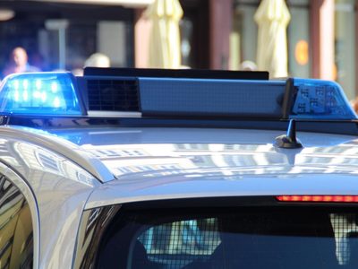 Cuerpo de joven desaparecido es entregado en ataúd frente a la casa de su madre