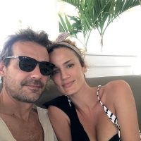 "Lo tiene caminando kilómetros": Paula Chaves grabó a Pedro Alfonso en una divertida escena