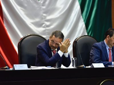 Director de Pemex comparece, diputados le reclaman por pérdidas de 480 mil millones de pesos