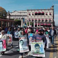 Padres de los 43 esperan que el Papa se pronuncie por los desaparecidos