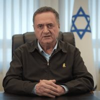 Israel informó de ataques a planta petroquímica y aeropuertos en Irán