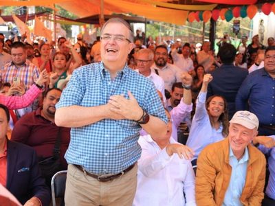 Ebrard dice que el equipo de Sheinbaum tuvo los resultados de la encuesta antes del conteo