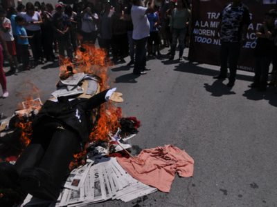 Renuncian a Morena inconformes con candidaturas en Nuevo León (Video)