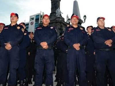 Placa salva a policía baleado al frustrar el asalto a un cuentahabiente en la colonia Portales