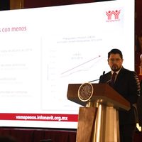 Cambian reglas de Infonavit: congelarán adeudos y se cobrará en pesos