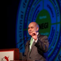 Habrá crecimiento, sí, pero precario, vaticina el exsecretario de Economía Eduardo Sojo