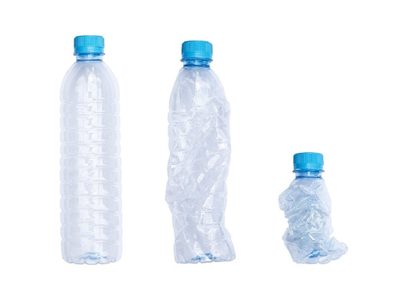 Mirá esto antes de tirar las botellas plásticas: así podés reutilizar las tapitas para guardar lo esencial